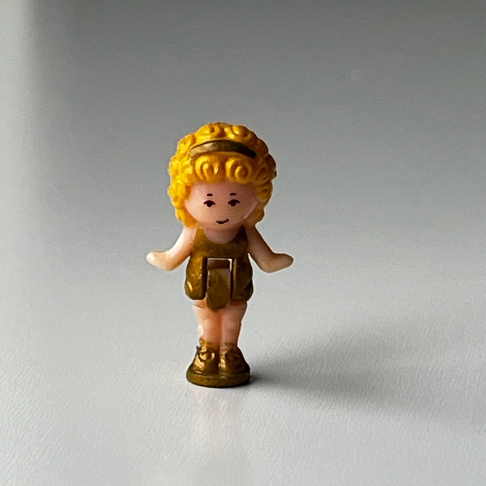 Polly pocket plays princess gold vintage doll 1990